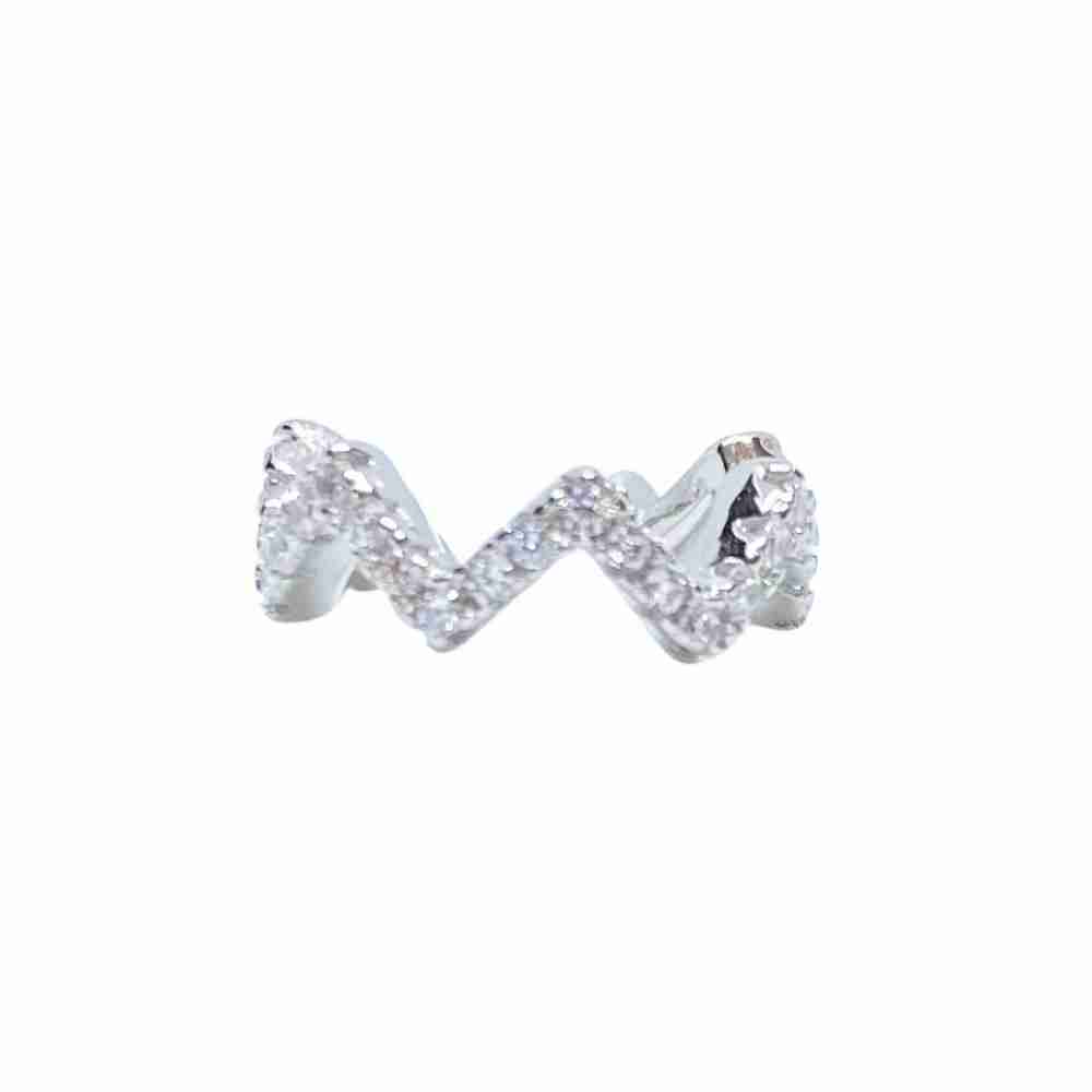 Ear cuff i äkta silver till helix som har ett zig zag mönster av glittriga kristaller