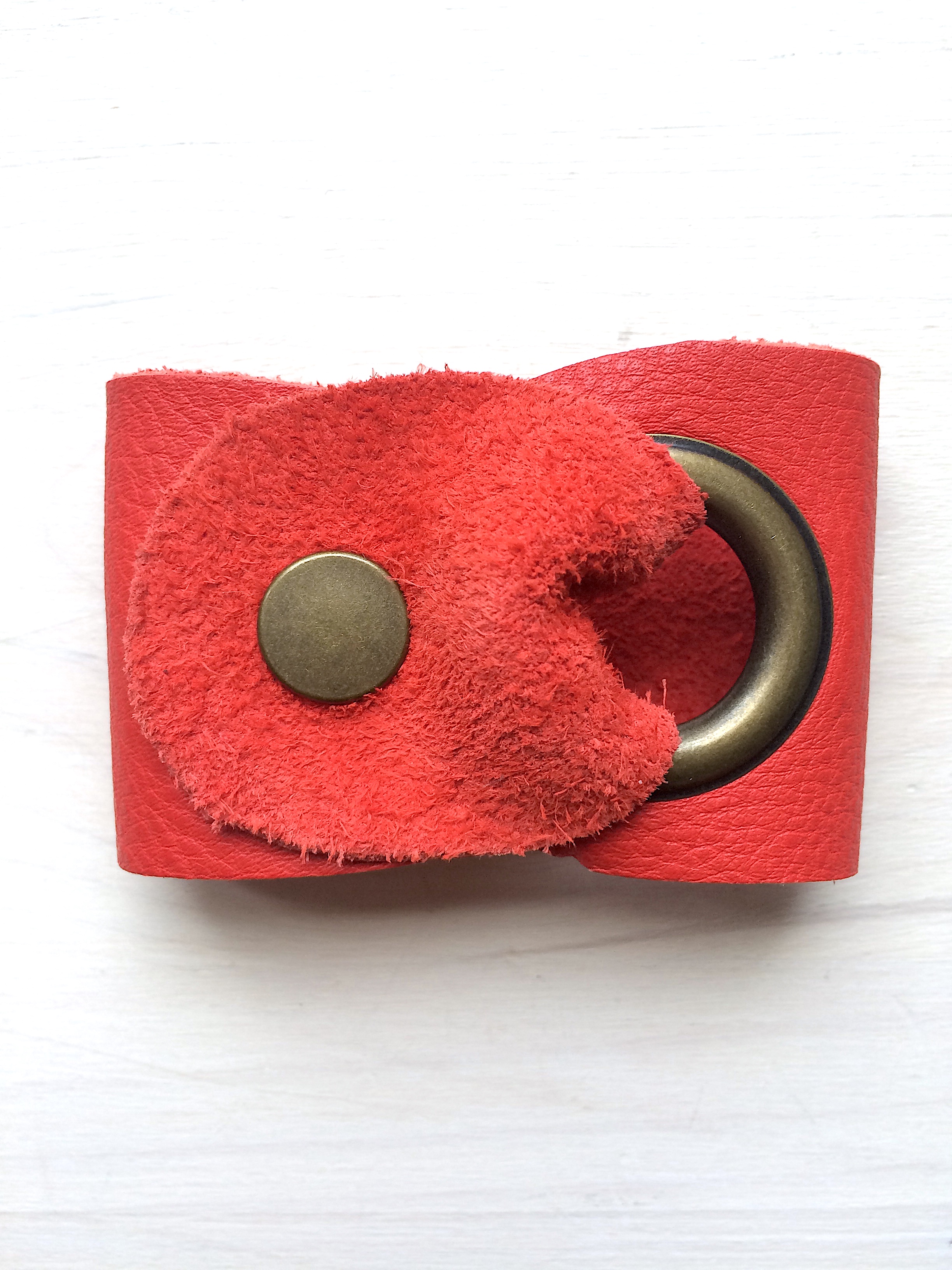 Cuff Läderarmband, rött