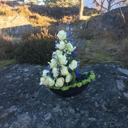 Begravningsblomma - Segelbåt kust - nr 724