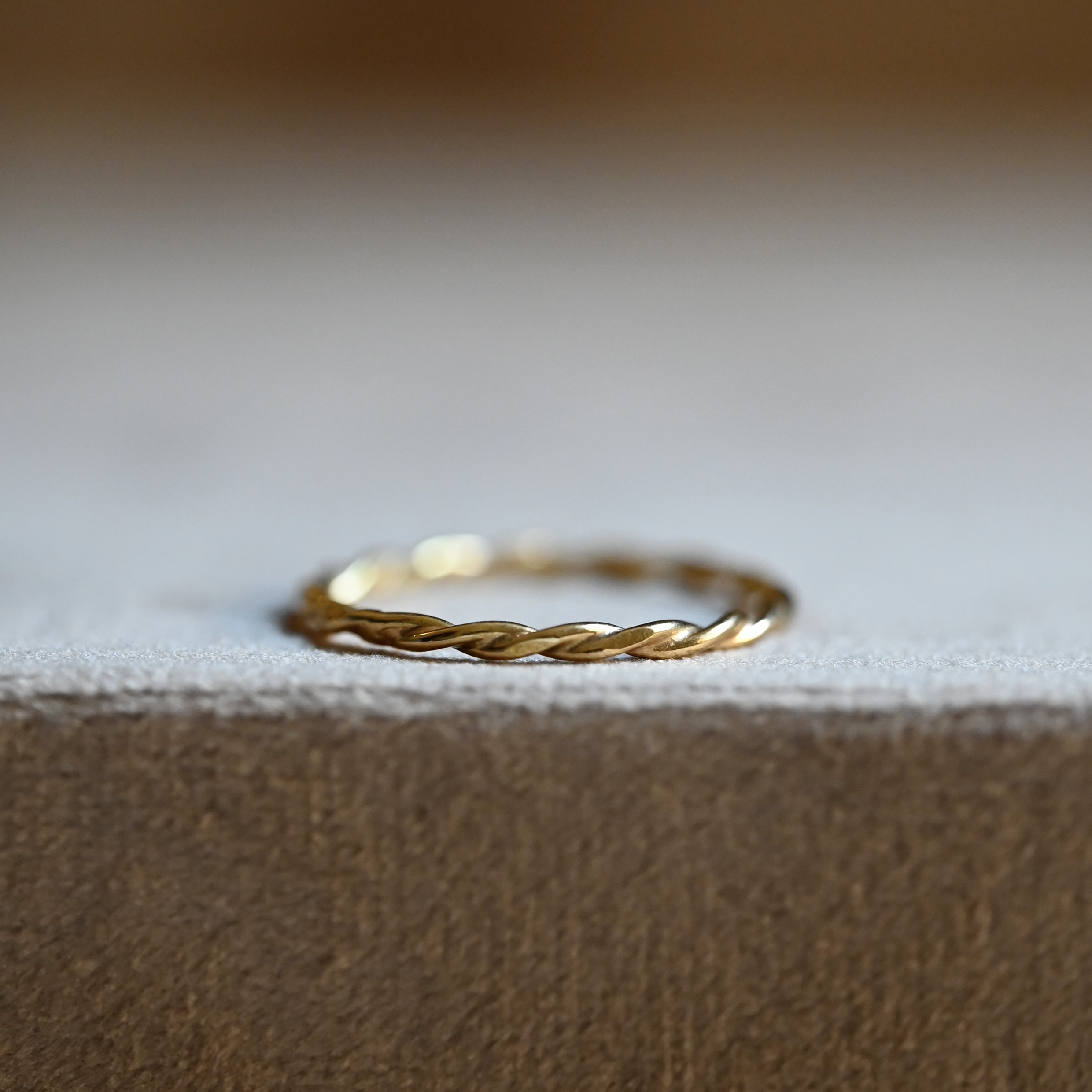 Ring Embla handgjord guld 18 karat 