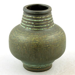Gunnar Nylund (Igloo 1965) Green Vase with Circular Relief 11 cm