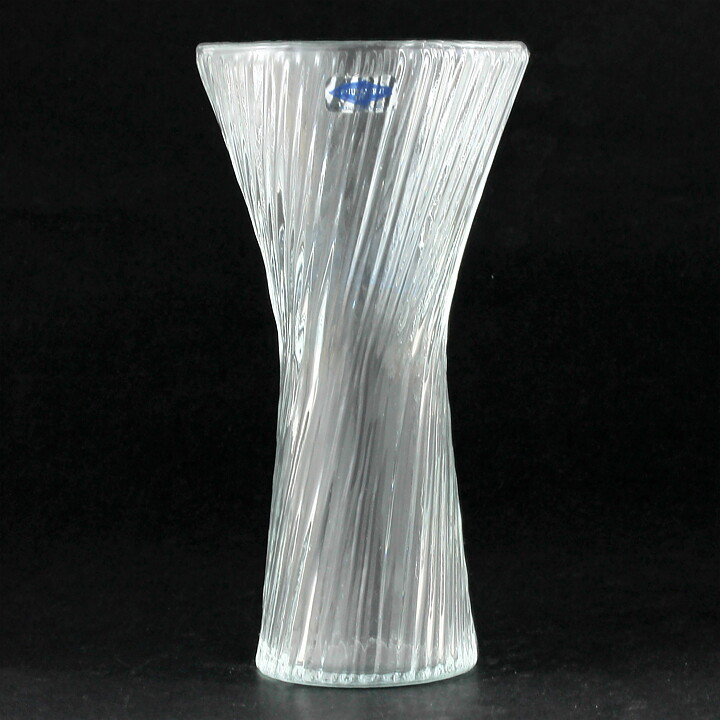 オイバ・トイッカ   Viljaシリーズ  ねじれた花瓶   Vase 1980年 17cm