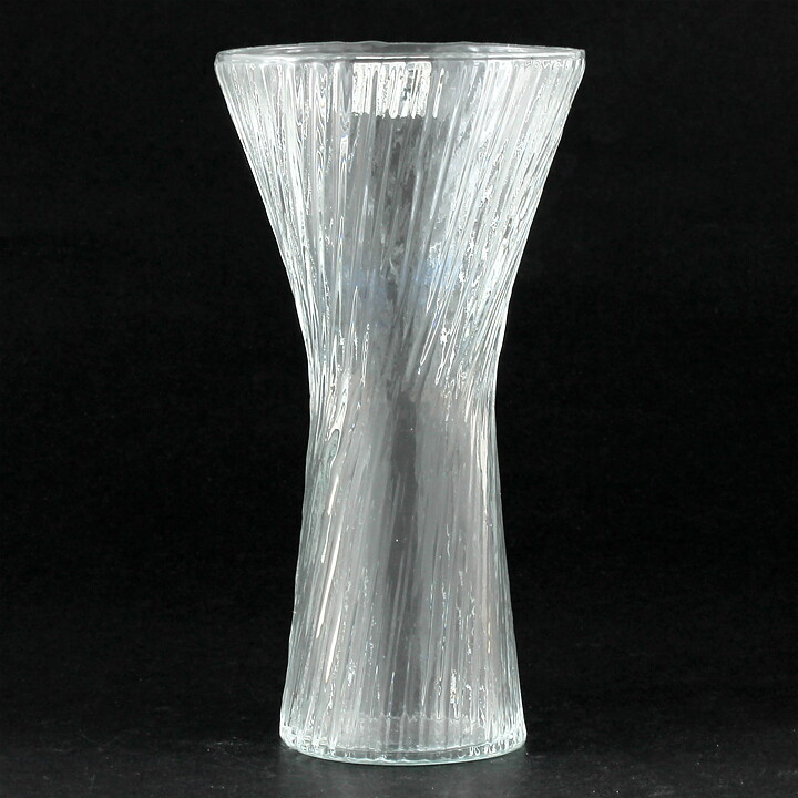 オイバ・トイッカ   Viljaシリーズ  ねじれた花瓶   Vase 1980年 17cm