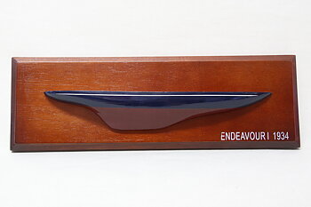Halvmodell Endeavour I -1934