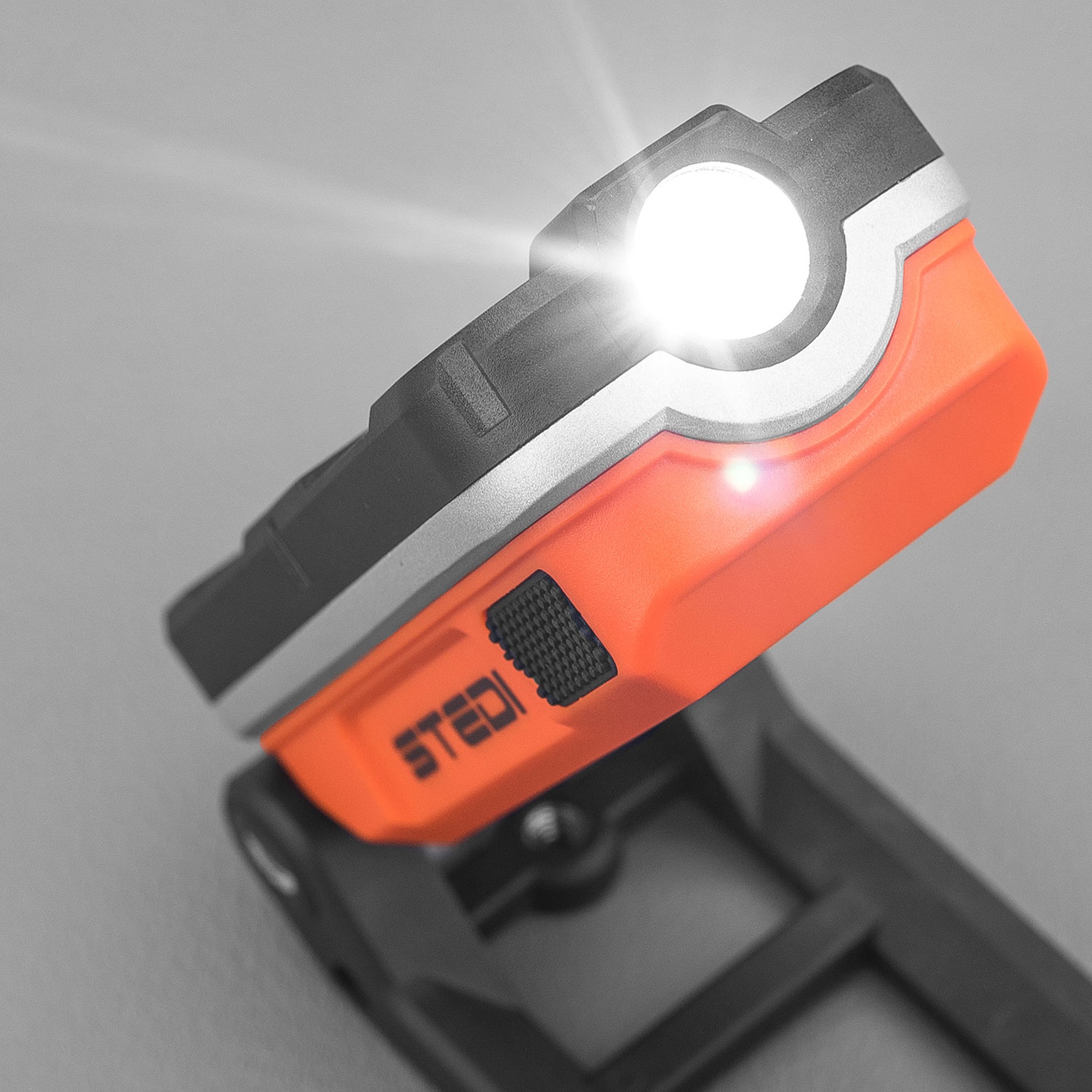 STEDI T1000 LED Arbeids & Campinglampe - 3