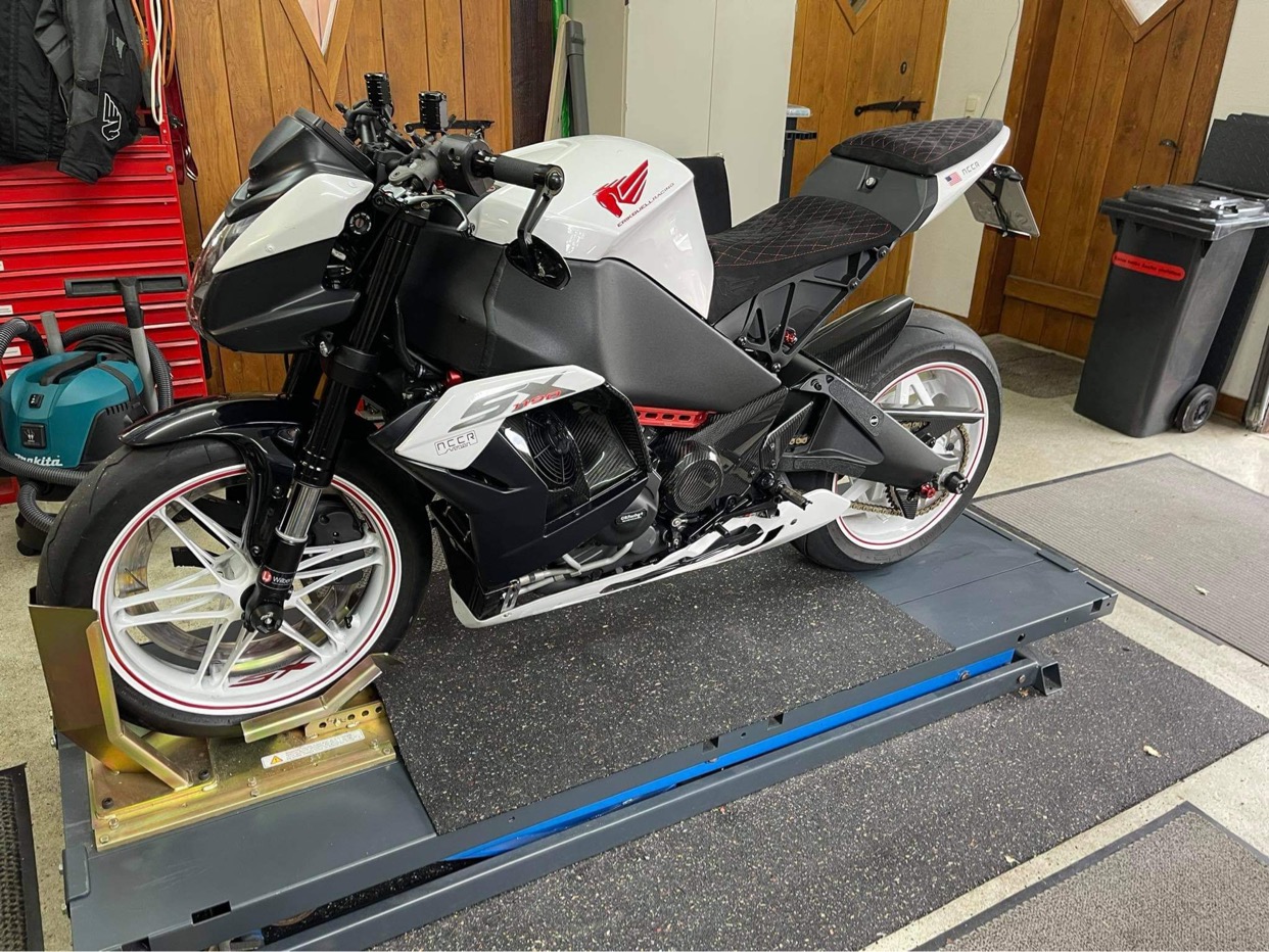 EBR 1190 SX Bellypan Kit, Fiberglas - 8