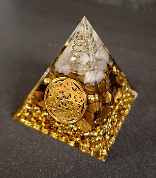 Orgonite Pyramid - Merkaba i Liverblomma - Tigeröga / Snokvarts