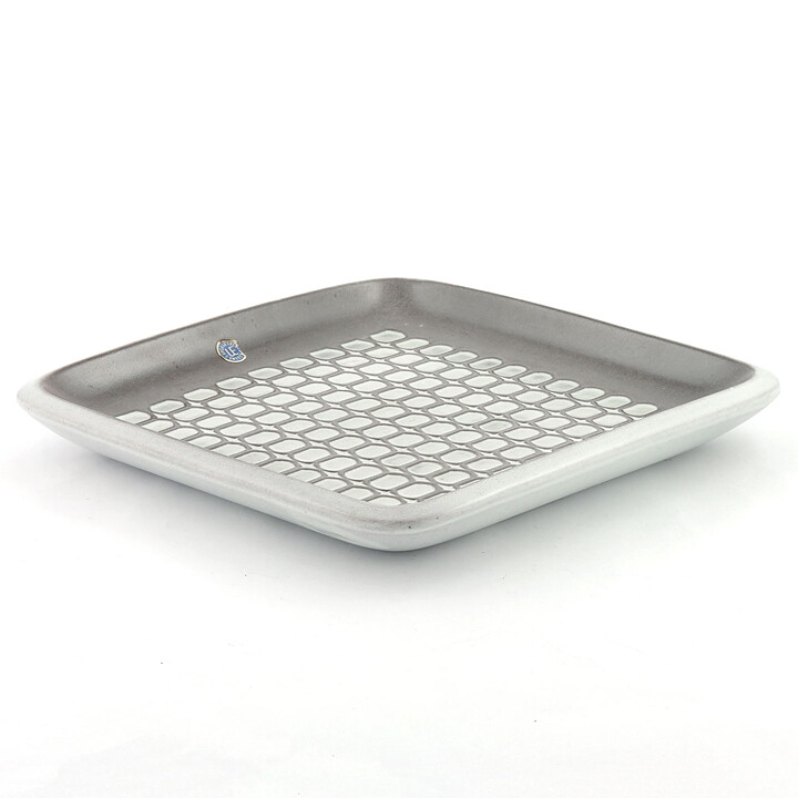 Mari Simmulson (Vespa 1964) Quadratic Dish with Geometric Relief 22 cm