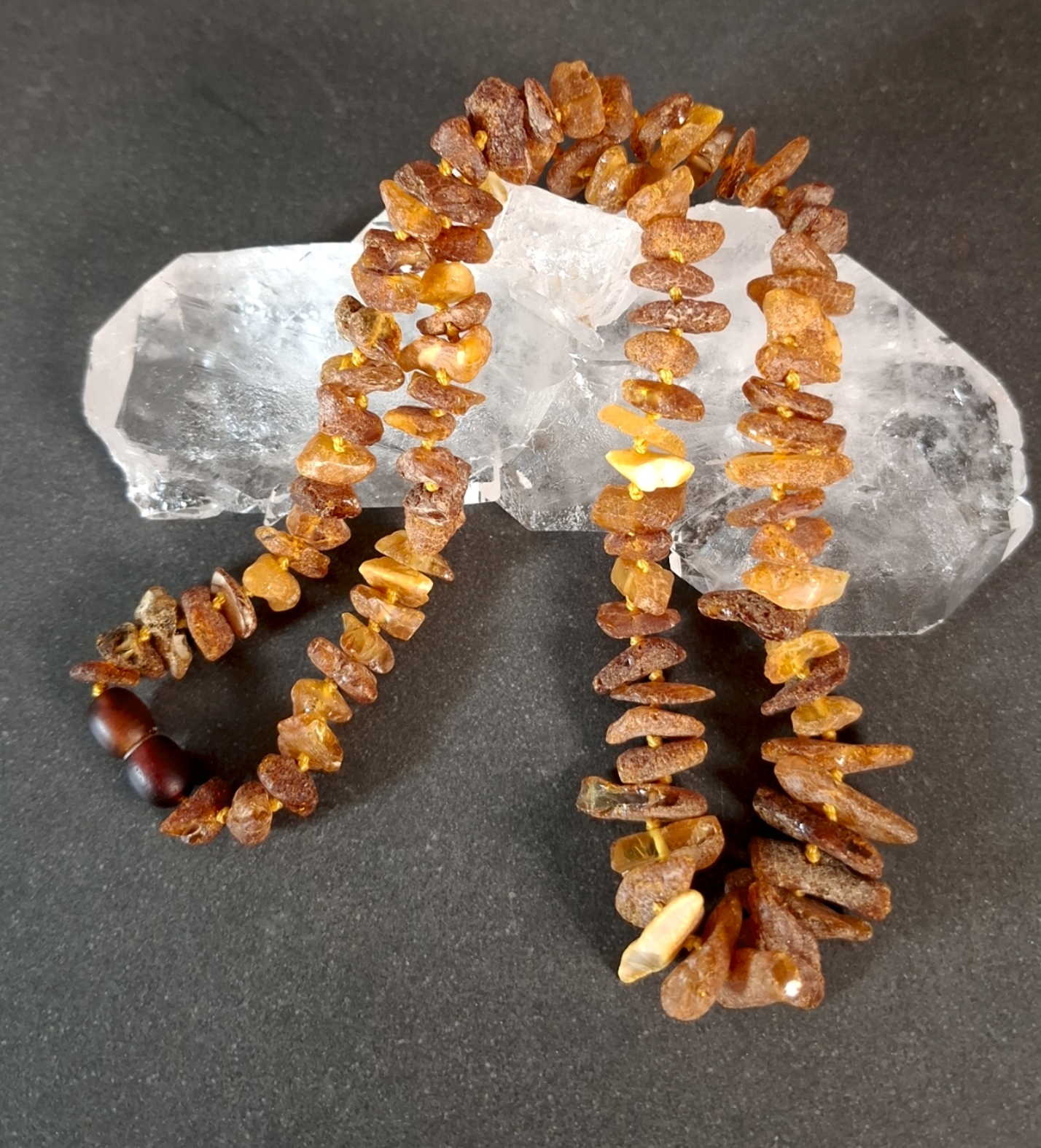 Rå Bärnstenhalsband med Lås