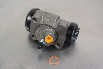 Wheel Cylinder front LH 39-48