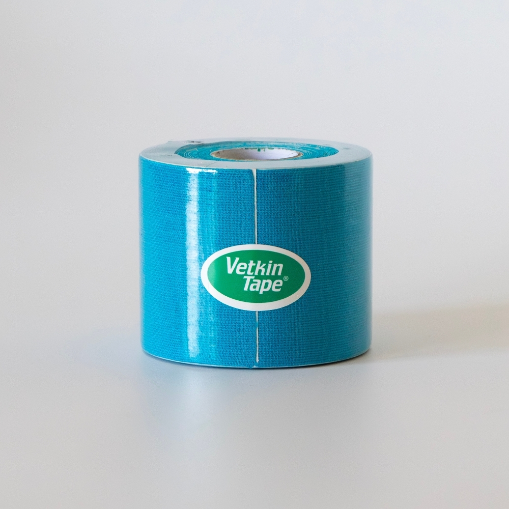 VetkinTape Kinesiologie-Tape für Pferde 6 cm x 5 m blau, 1 Rolle und Einzelhandelsverpackung, zur Muskelunterstützung und Rehabilitation von Pferden