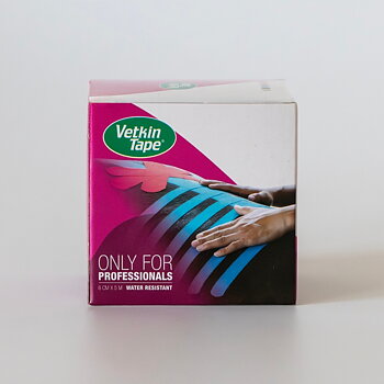 VetkinTape Kinesiologie-Tape für Pferde 6 cm x 5 m pink, 1 Rolle und Einzelhandelsverpackung, zur Muskelunterstützung und Rehabilitation von Pferden