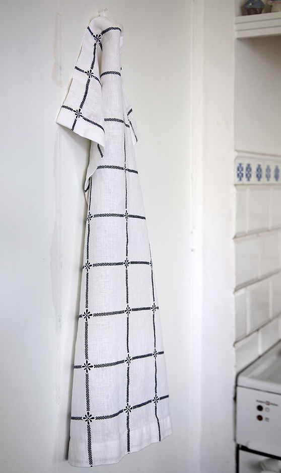 Linen Towel Classic White/Navy - 2