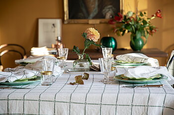 Linen Table Cloth Classic White/Green