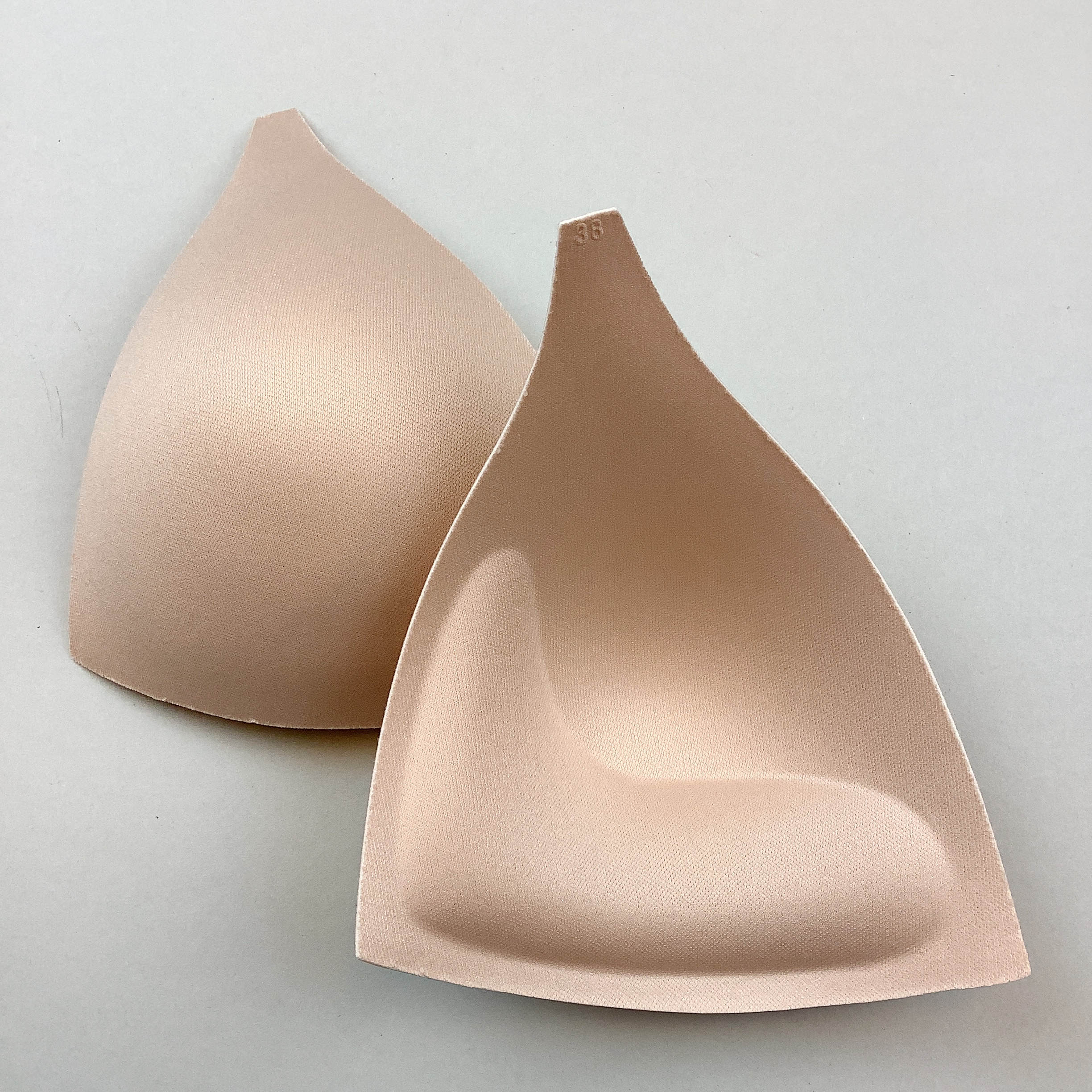 Push-up triangle bra cup - Roda Traden AB