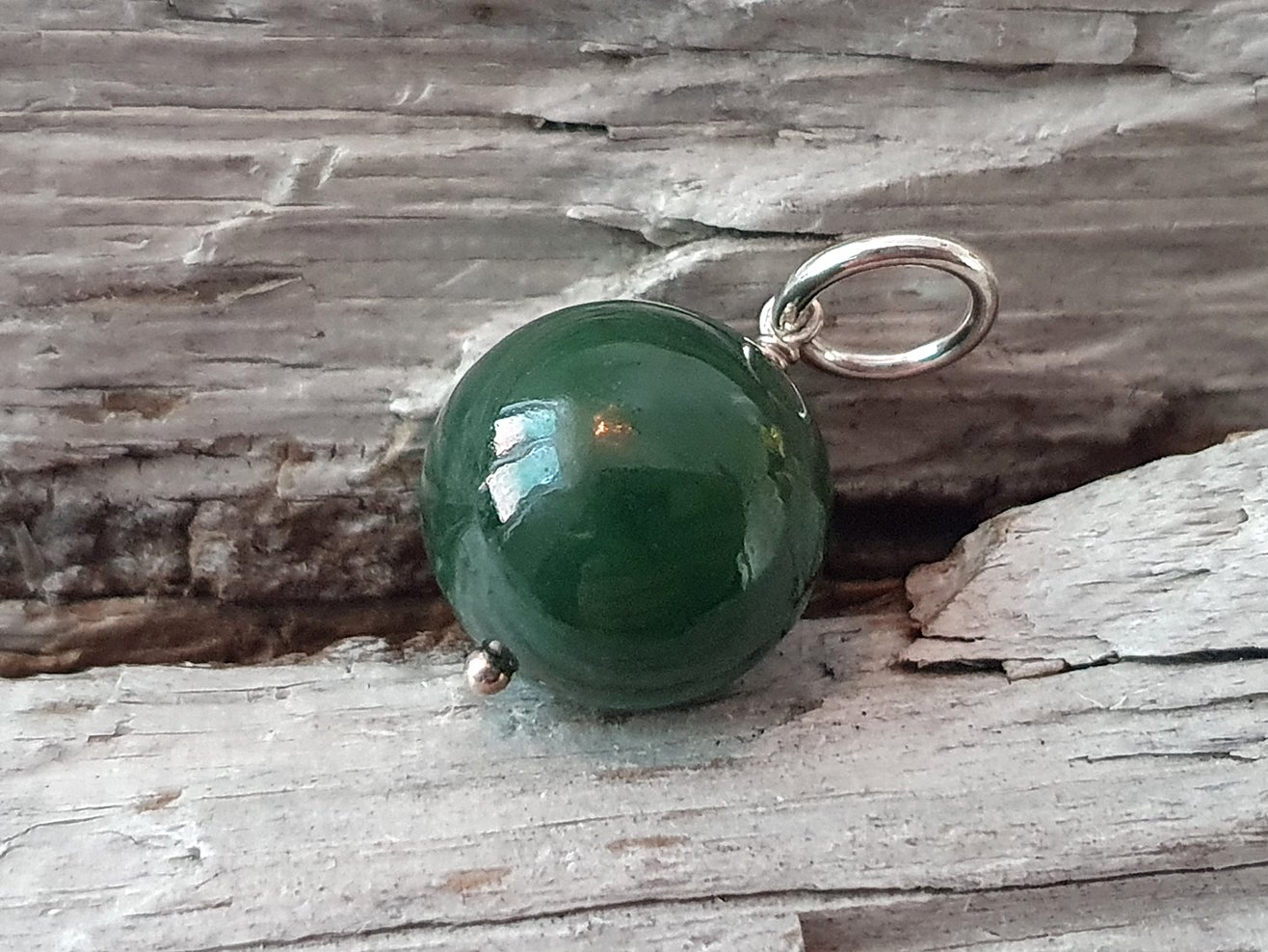 JOD Bubbles: Nefrit kula hänge ca. 14mm 925-silver
