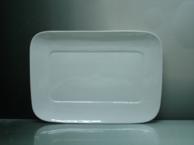 Oblong Porcelain Plate - Rounded Edges - 6 Pack - 4