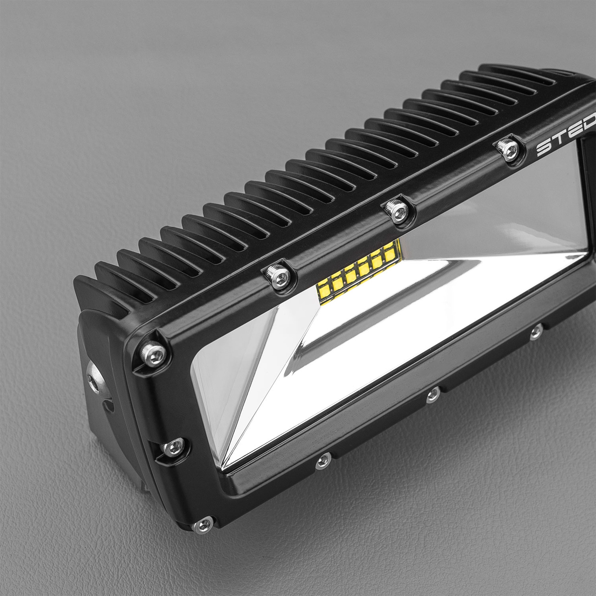STEDI 60W Hyper LED Flood Light 8 - 6