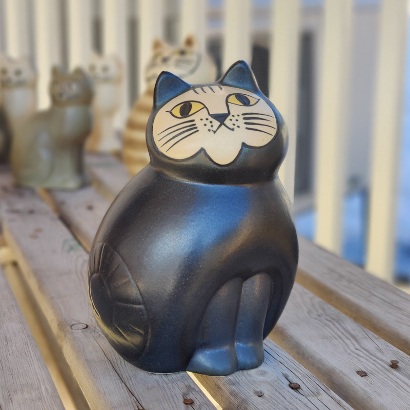 Mia midi svart katt av Lisa Larson