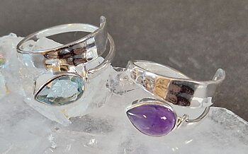 Ställbar silverring med Droppformad cabochon