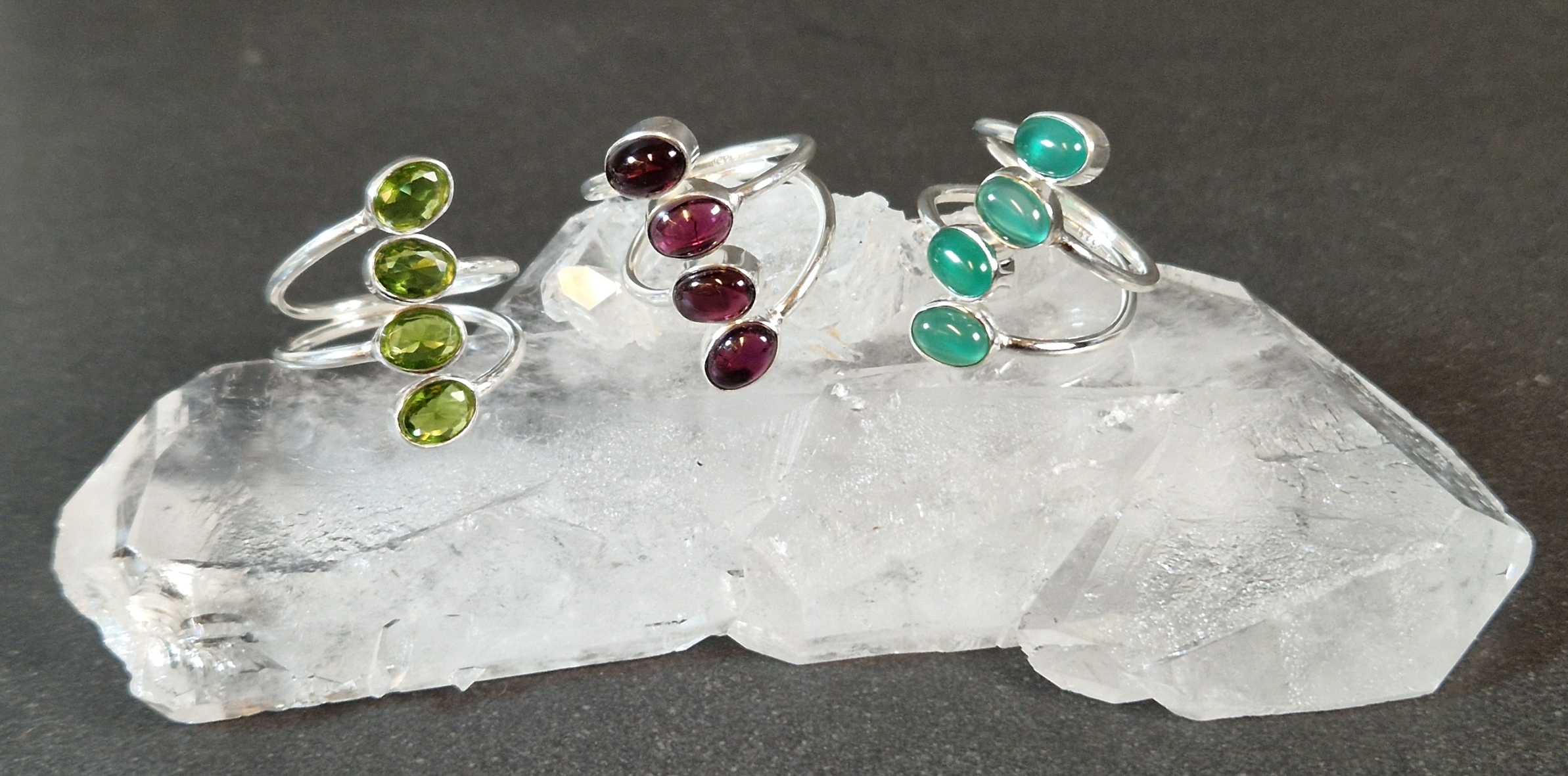  Ställbara Silverringar med 4 ovala Cabochoner