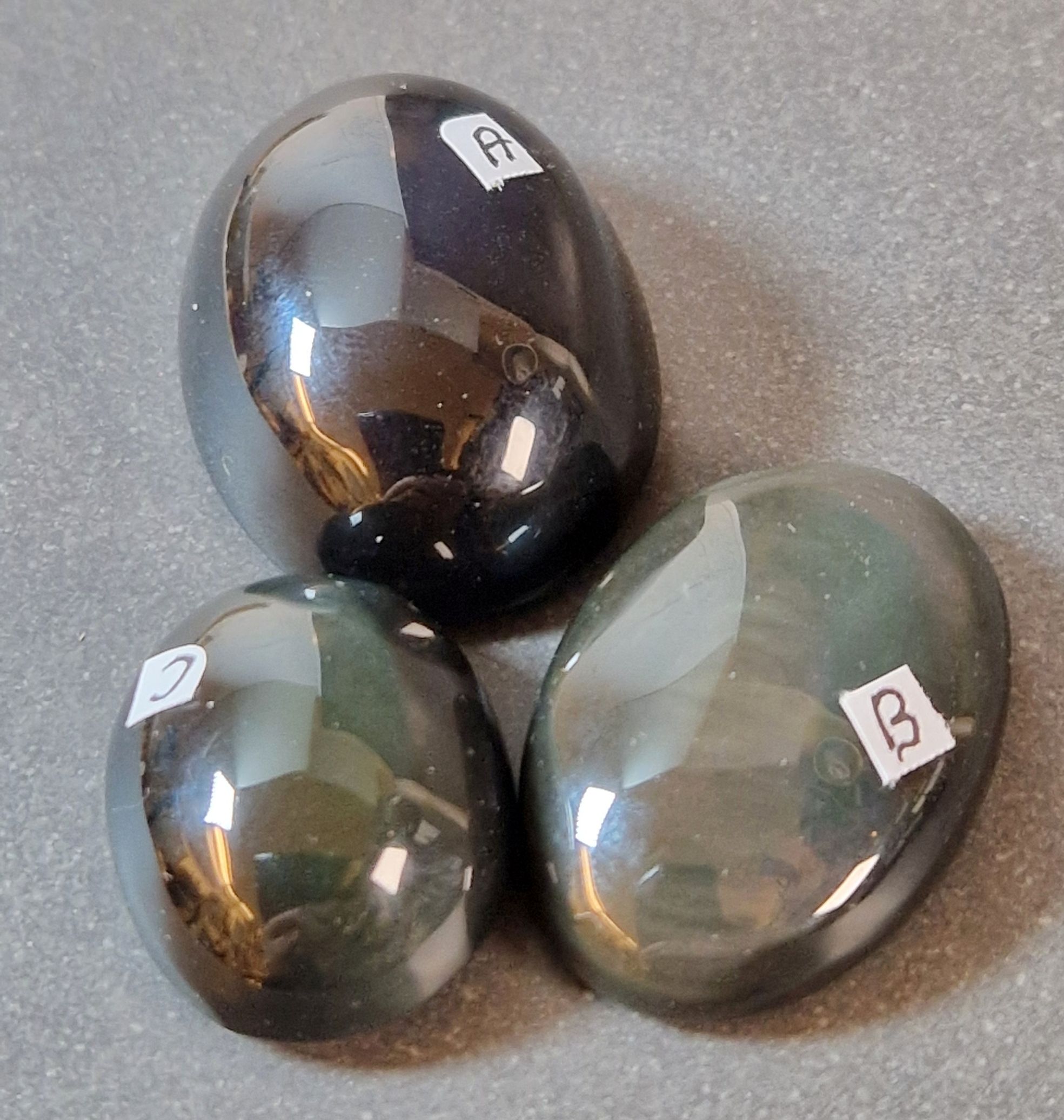 Regnbågs Obsidian Cabochon - Oval
