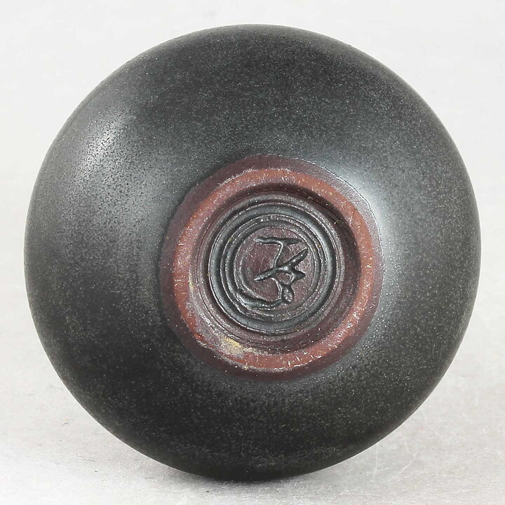 イングリッド・アッターボリ　Sintergodsシリーズ   ブラックのベース Vase 1957年