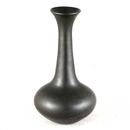Ingrid Atterberg (Sintergods 1957) Black Vase with Swelling Base 11 cm
