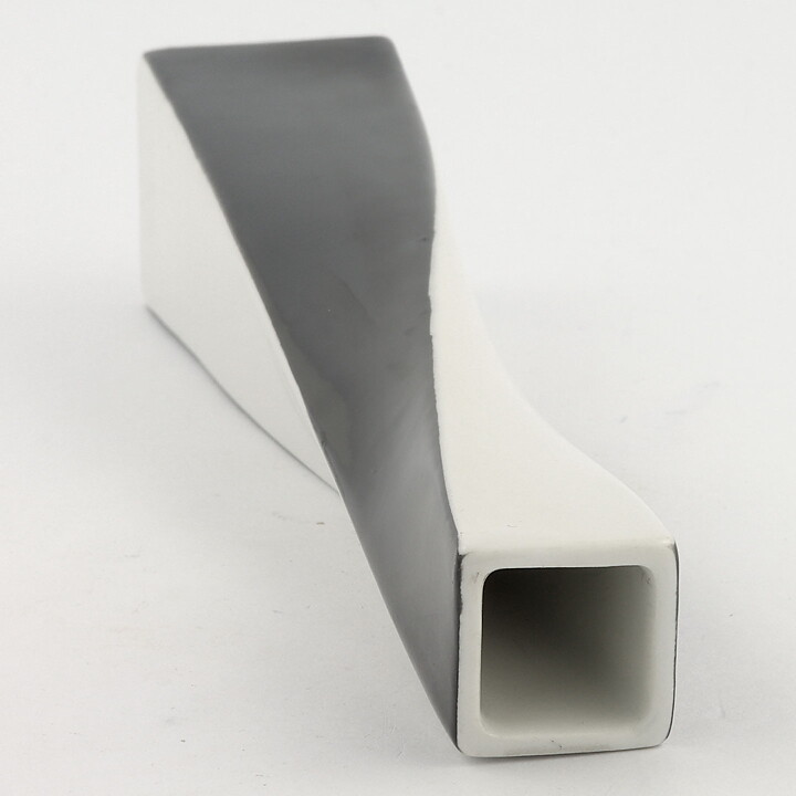 アーサー・パーシー スタイリッシュな黒と白の花瓶  Vase  (21cm)  1954年