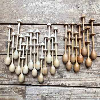 Lace bobbins 