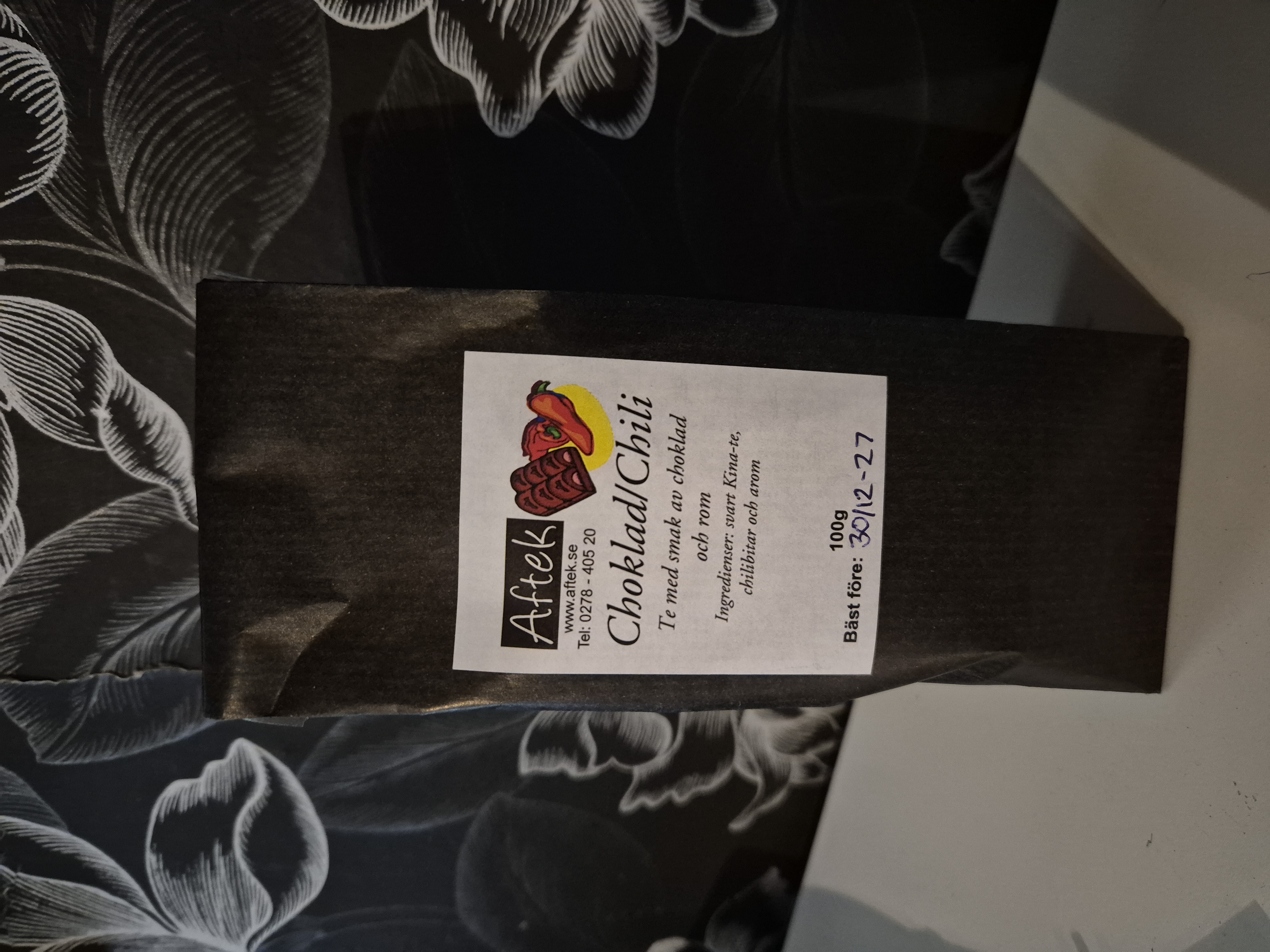 Förpackat Svart te, Choklad/chili, 100g, Aftek
