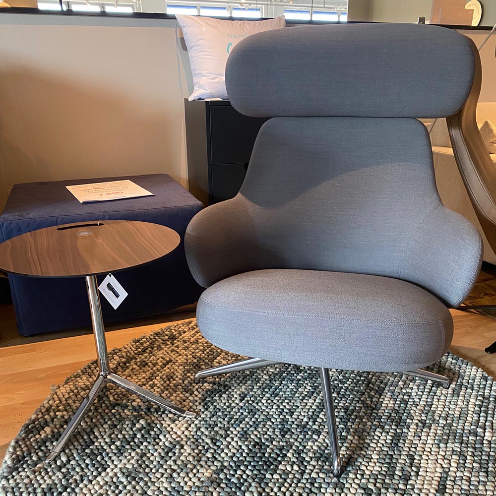 Pillo fåtölj hög - Designfynd/Skyltex* - (Tyg Flex 999) - Swedese