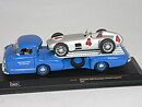 Mercedes Benz  ( Biltransport 1955 ) Tävlings bil ingår ej  Atlas 1:43