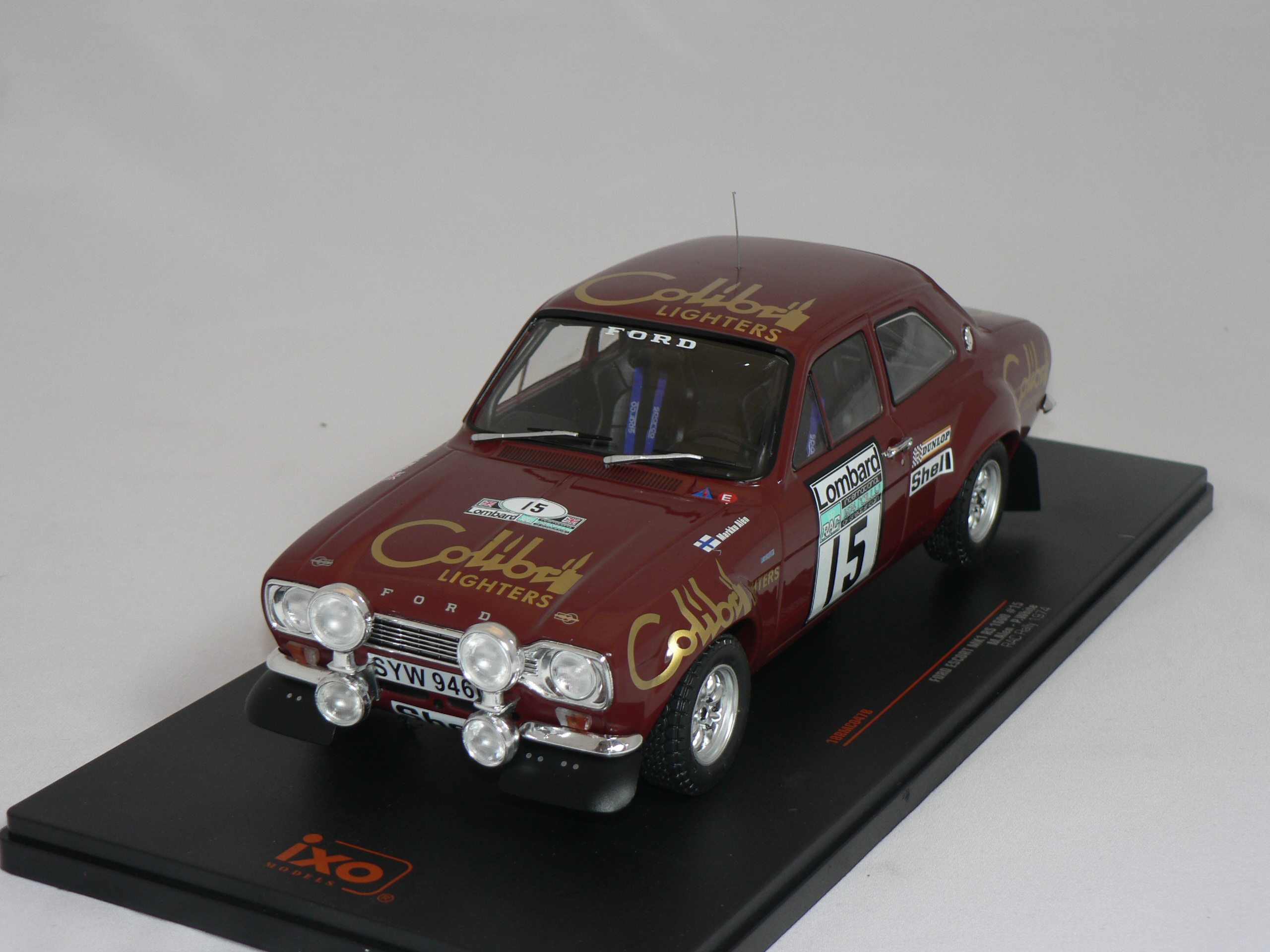 Ford Escort MK1  RS 1600 # 15 ( RAC Rally 1974 M.Alen/P.White )  1:18  Ixo