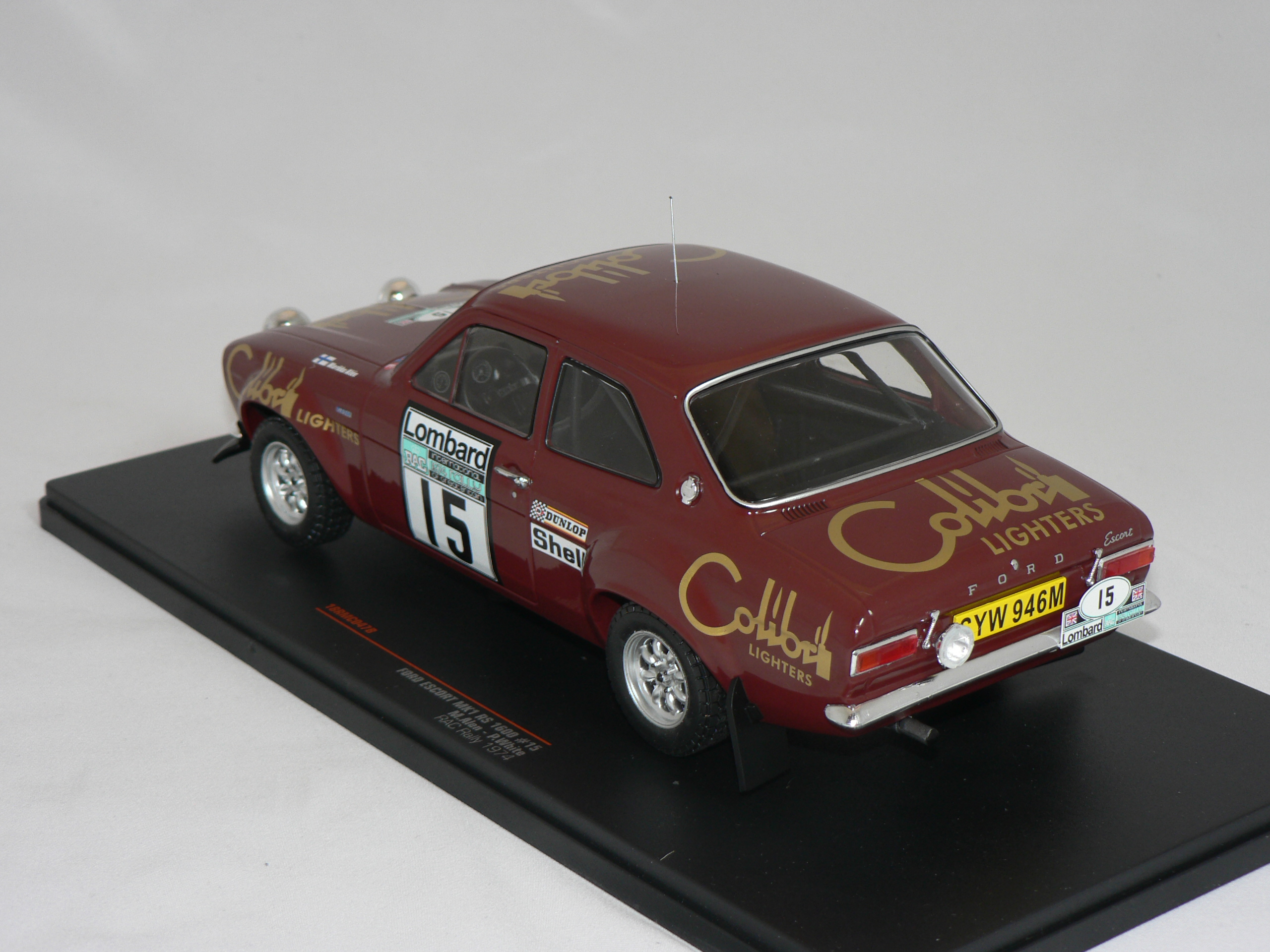 Ford Escort MK1  RS 1600 # 15 ( RAC Rally 1974 M.Alen/P.White )  1:18  Ixo - 2