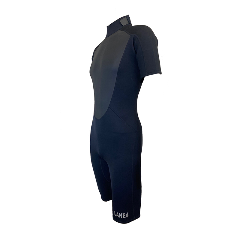 The shorty wetsuit with maximum performance and comfort