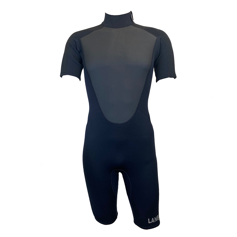The shorty wetsuit with maximum performance and comfort