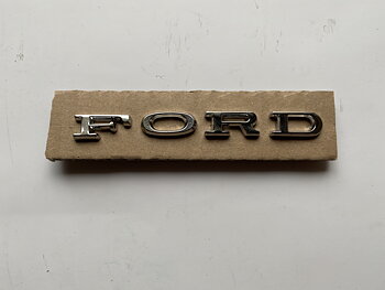 FORD letterset emblem/badge  + plastic bushes (REPRO)