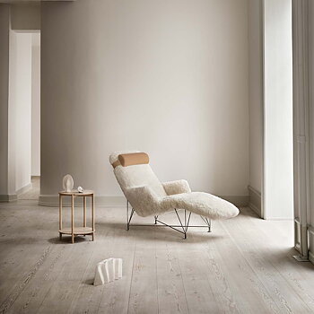 Superspider Armchair/ Loungechair (Sheepskin) - Dux