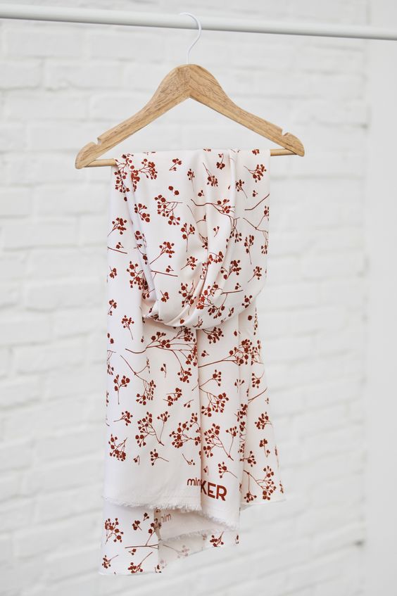 STALKS - CREAMY WHITE