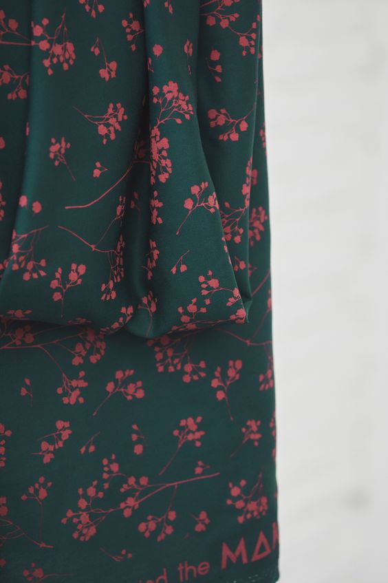 STALKS - DARK GREEN - 2
