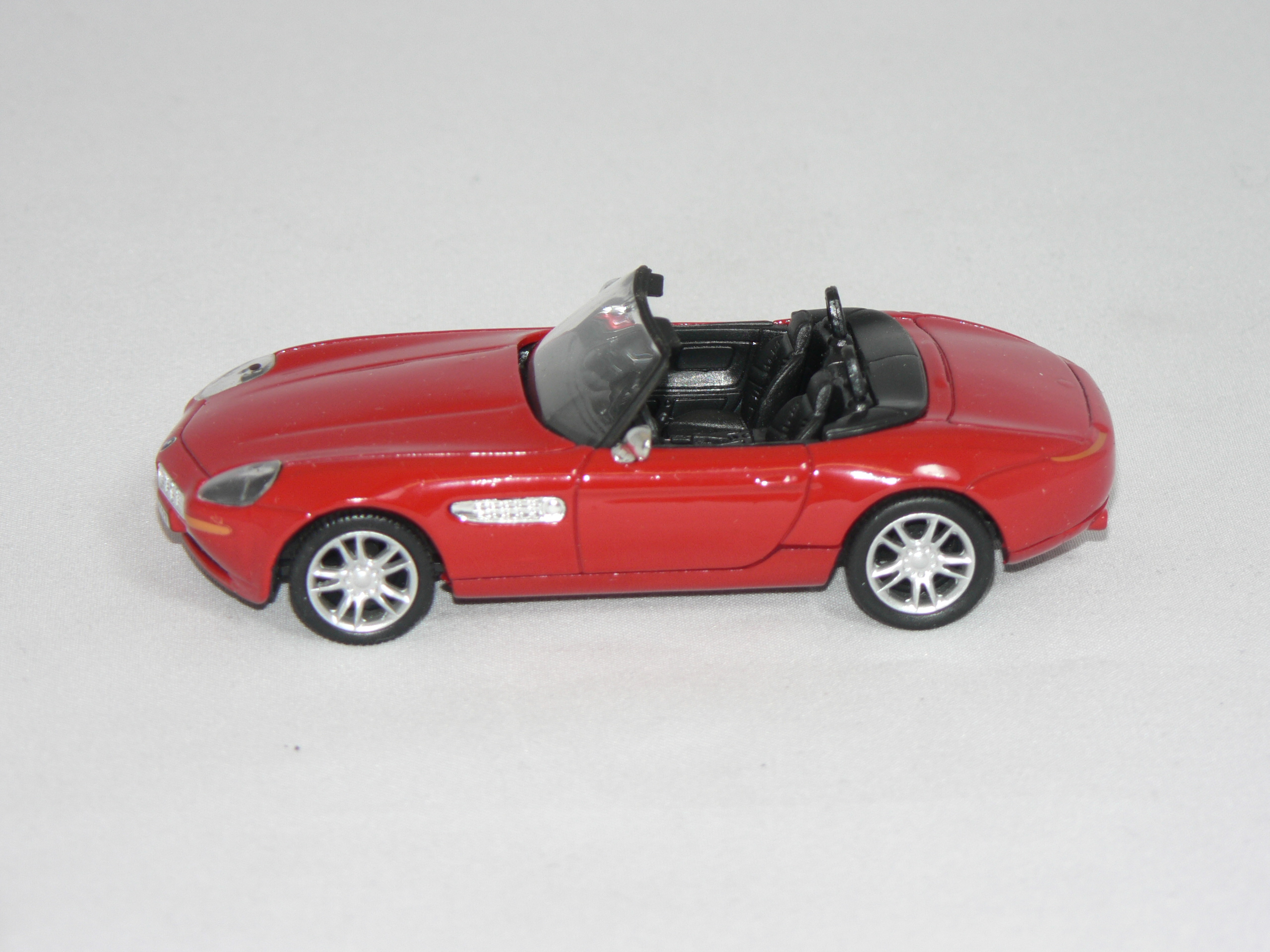 BMW Z8   2000  1:43  AutoMaxx - 3