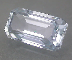 ¡Piedra preciosa aguamarina genuina natural en forma de esmeralda hermosa de 0.71ct!