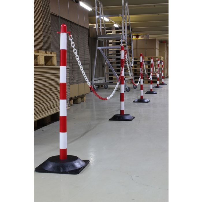 Kedjestolpar av plast med kedja, komplett set - 4