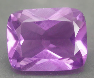 6.43 ct gnistrande vacker garanterat äkta ametist ädelsten - 3