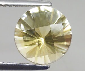 1.86 ct Wonderfully beautiful 8.2 mm round natural citrine