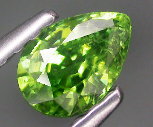 Granate demantoide natural certificado raro de 0,43 ct - 5
