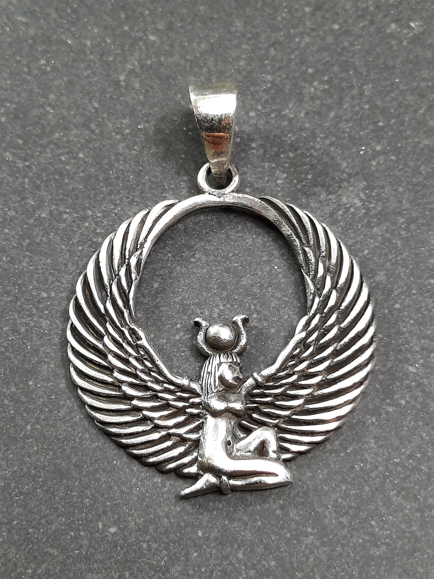 Isis  Hänge i Silver