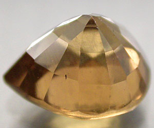 1,38 ct muy raro granate natural que cambia de color - 3