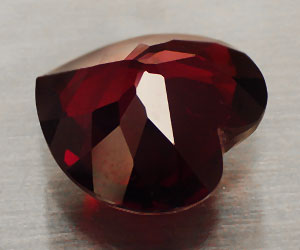 Piedra preciosa granate piropo natural de lujo grande de 5,72 ct - 2